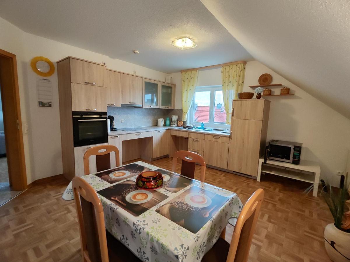 קאסל Apartment Mit Blick Auf Herkules Mit Parkplatz מראה חיצוני תמונה