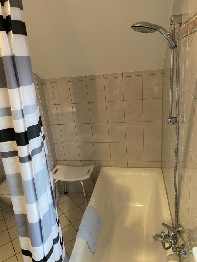 קאסל Apartment Mit Blick Auf Herkules Mit Parkplatz מראה חיצוני תמונה