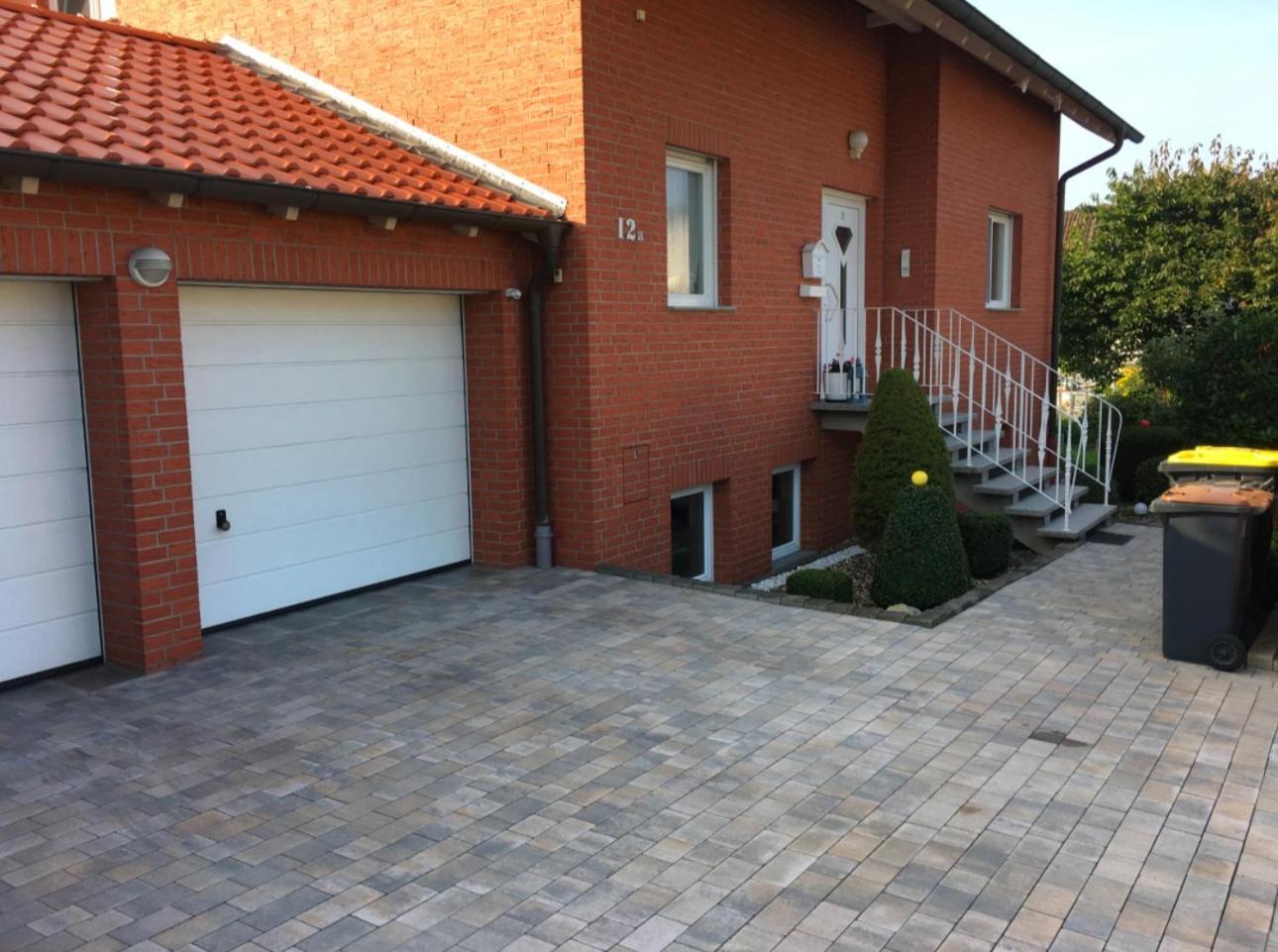 קאסל Apartment Mit Blick Auf Herkules Mit Parkplatz מראה חיצוני תמונה